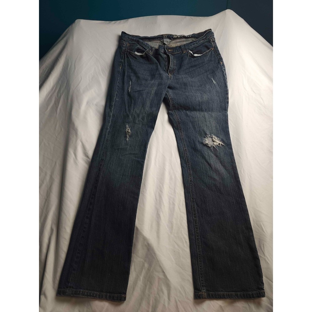 New York & Co Bootcut Jeans Womens Size 14 Low Rise Blue Distressed Western Y2K